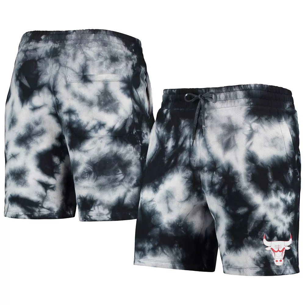 Men's New Era Black Chicago Bulls Fleece Tie-Dye Shorts 1 Men's New Era Black Chicago Bulls Fleece Tie-Dye Shorts