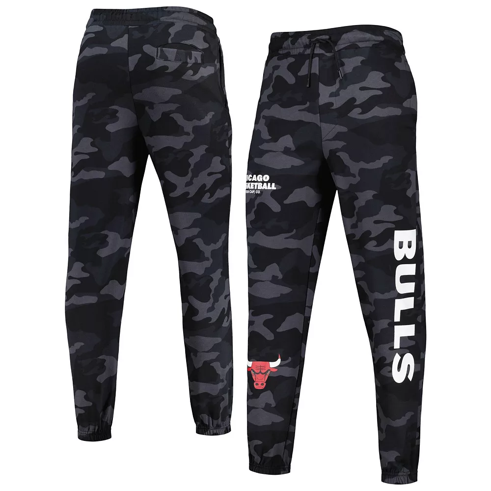 Men's New Era Black/Camo Chicago Bulls Tonal Joggers 2 Men's New Era Black/Camo Chicago Bulls Tonal Joggers - Image 2